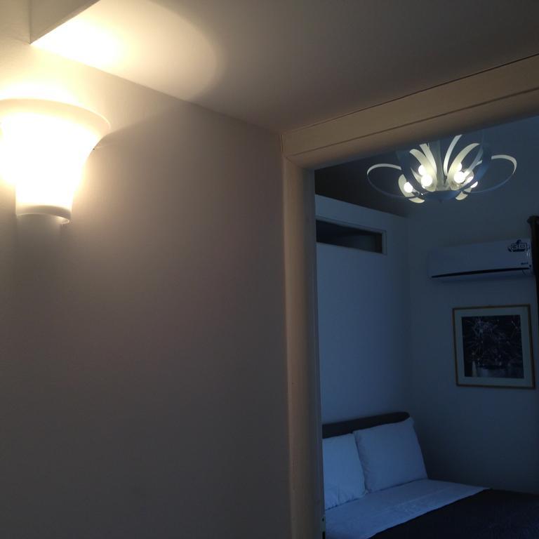 B&B Young Katanya Dış mekan fotoğraf
