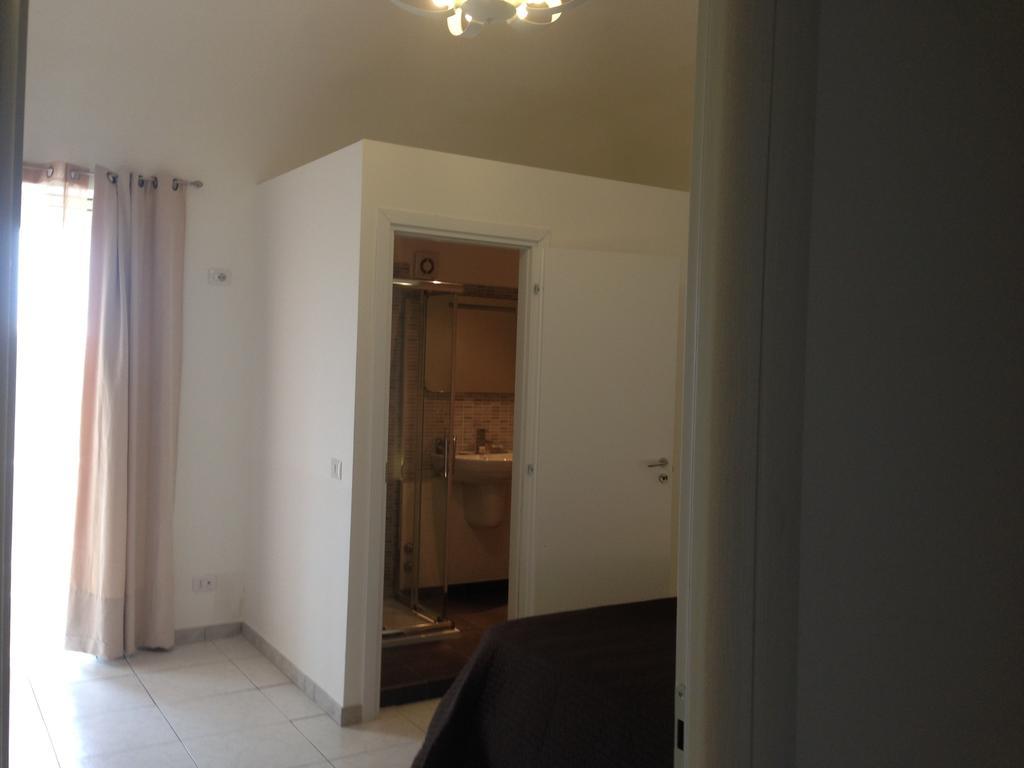 B&B Young Katanya Dış mekan fotoğraf