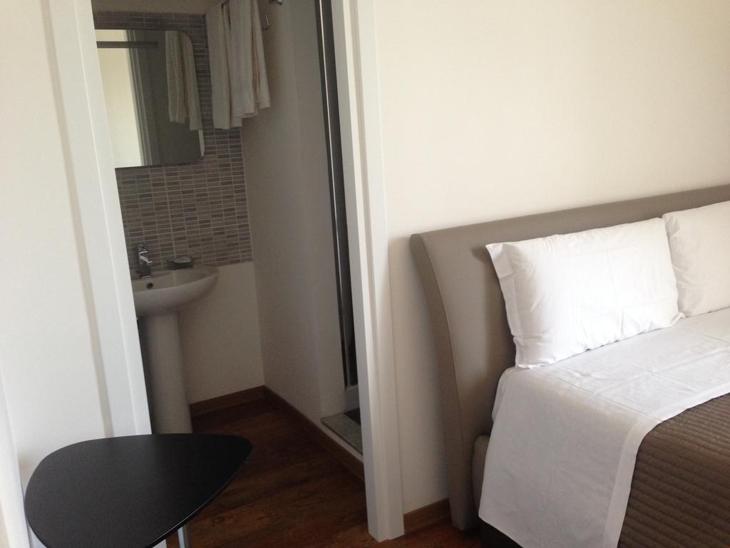B&B Young Katanya Dış mekan fotoğraf